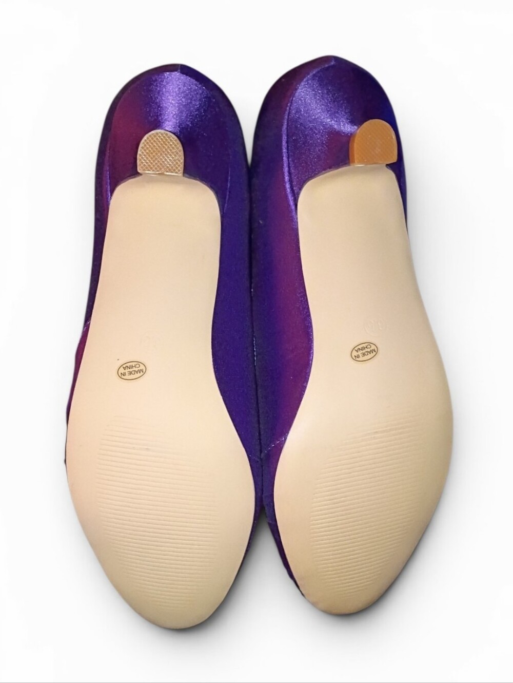 Elegant Park Purple Satin Kitten Heel Pumps with Crystal Accent Size 6.5 NWOT - Picture 3 of 6